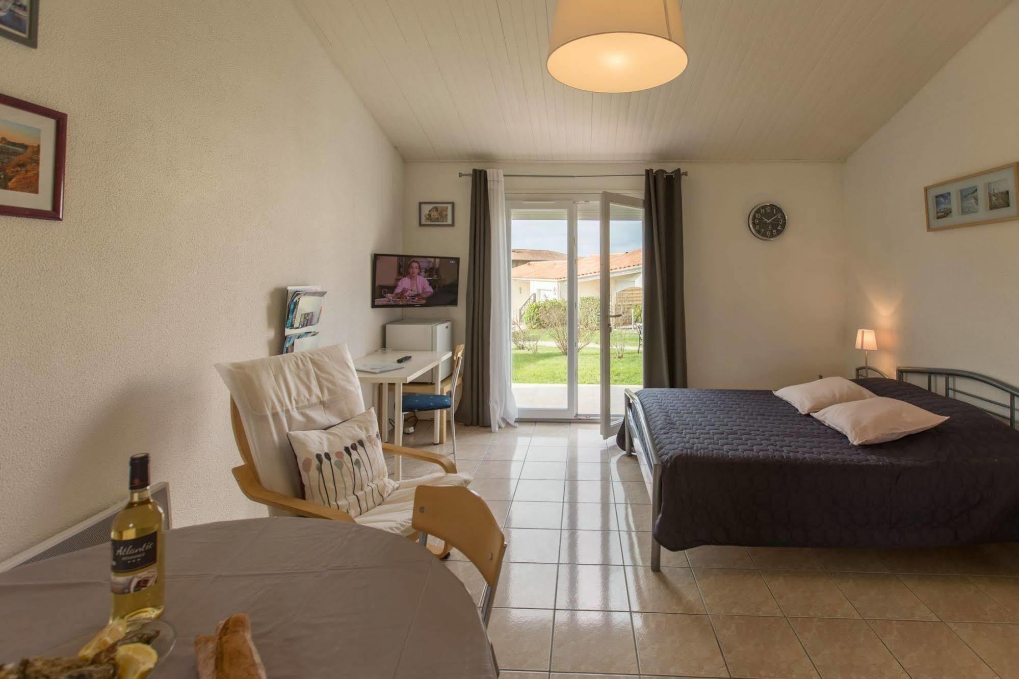 Atlantic Residence جونزاك المظهر الخارجي الصورة